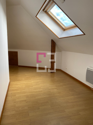 
Appartement T4 VENDHUILE
