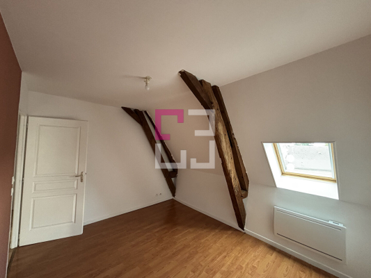 
Appartement charmant - 2 chambres GUISE
