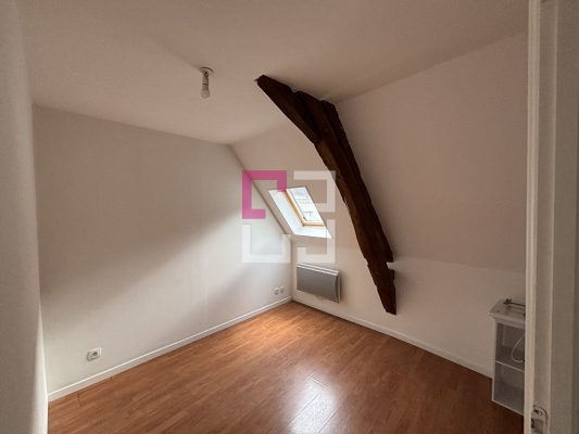 
Appartement charmant - 2 chambres GUISE
