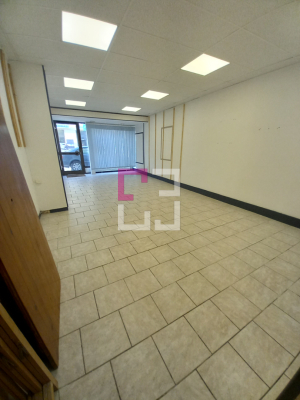 
LOCAL COMMERCIAL CENTRE GUISE
