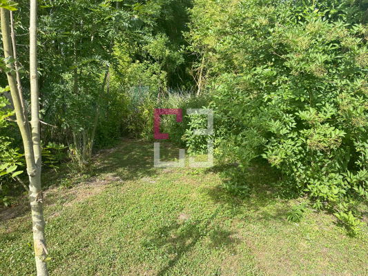 
Terrain Pierrepont 676 m2
