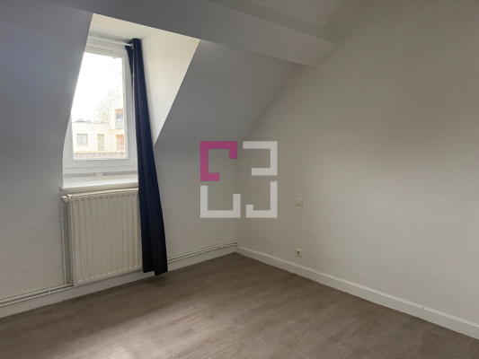 
Appartement 3 pièces LA FERE
