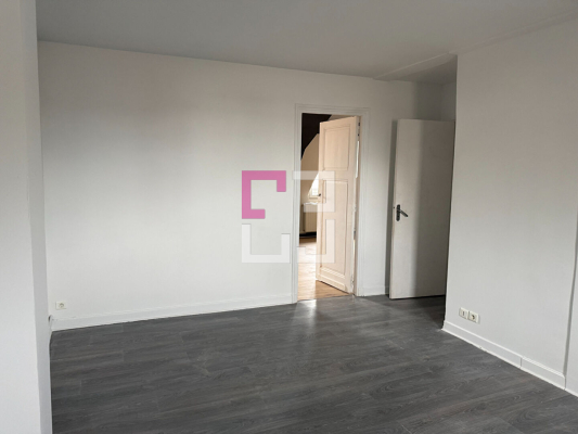 
Appartement 3 pièces LA FERE
