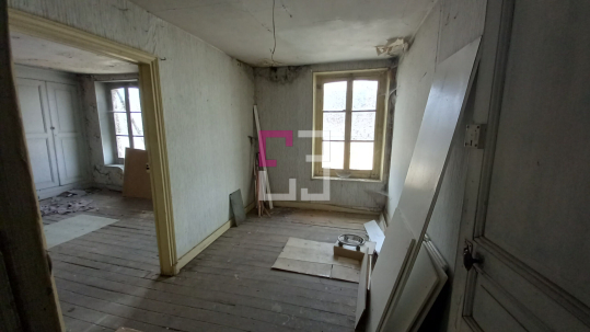 
Immeuble de rapport Etreaupont 8 pièce(s) 169 m2
