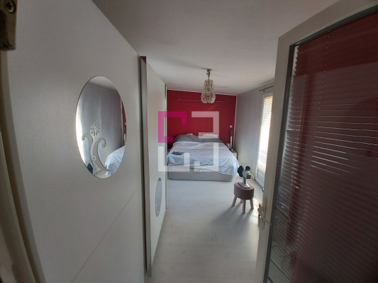 
Maison Origny Sainte Benoite 6 pièce(s) 151 m2
