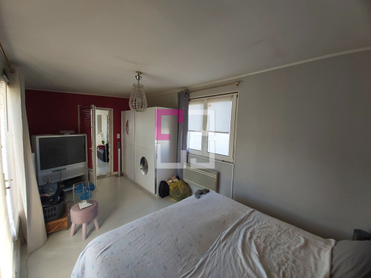 
Maison Origny Sainte Benoite 6 pièce(s) 151 m2
