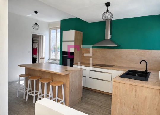 
Maison Ribemont 6 pièce(s) 180 m2
