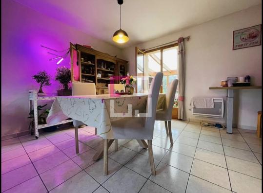 
Pavillon individuelle 74.5m² VILLESELVE
