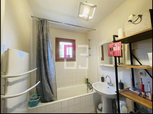 
Pavillon individuelle 74.5m² VILLESELVE
