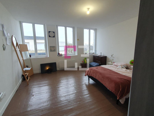 
Maison Origny Sainte Benoite 5 pièce(s) 120 m2
