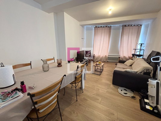 
Immeuble Guise 6 pièce(s)
