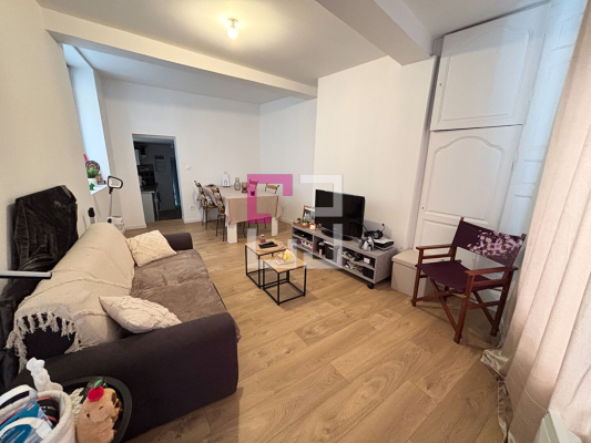 
Immeuble Guise 6 pièce(s)
