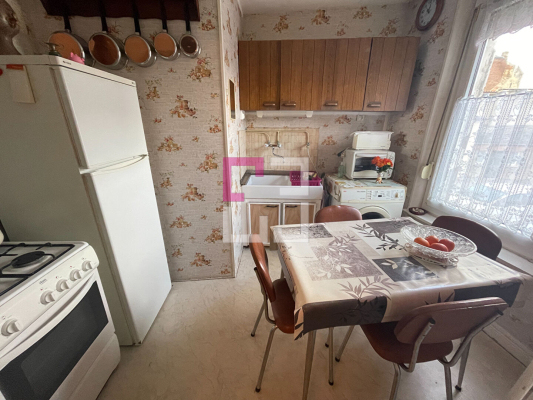 
Immeuble Guise 6 pièce(s)
