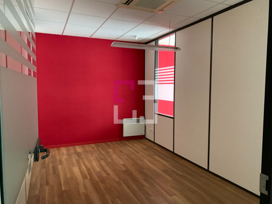 
Immeuble de rapport Laon  850 m2
