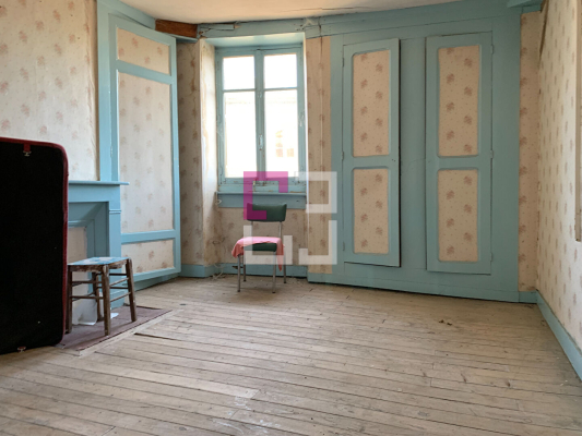 
Immeuble de rapport Laon  850 m2
