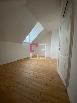 
Appartement Saint Quentin 4 pièce(s) 108.67 m2
