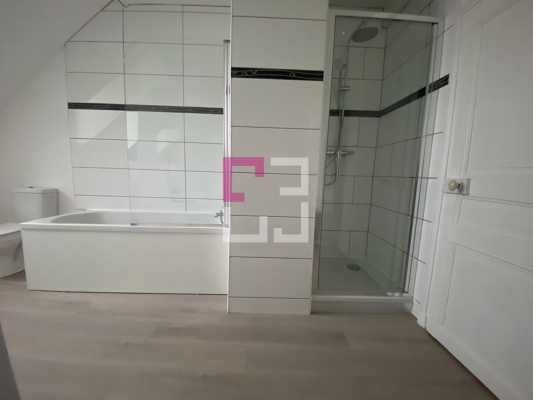 
Appartement Saint Quentin 4 pièce(s) 108.67 m2
