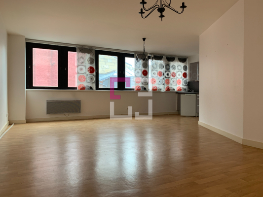 
Location F2 Saint Quentin
