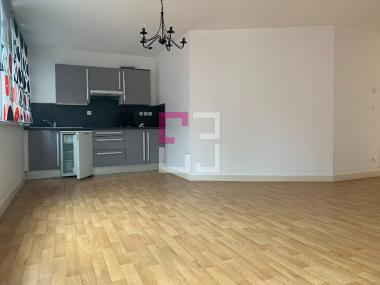 
Location F2 Saint Quentin
