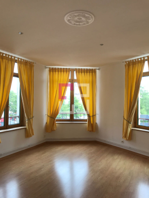 
Appartement Saint Quentin 2 pièce(s) 76.12 m2
