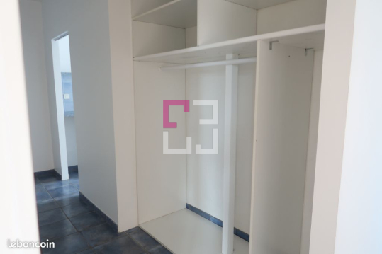 
Appartement Saint Quentin 2 pièce(s) 76.12 m2
