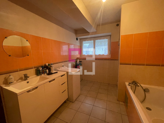 
Maison La Neuville Housset 5 pièce(s) 149 m2
