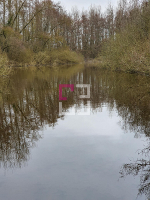 
Propriété de loisirs Saint Quentin 97000 m2
