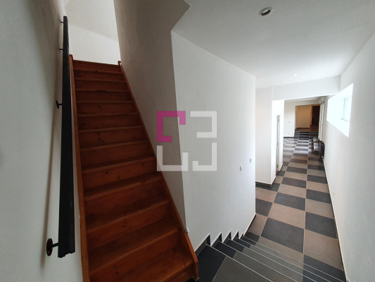 
Appartement  Saint Quentin 5 pièce(s) 120 m2
