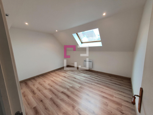 
Appartement  Saint Quentin 5 pièce(s) 120 m2
