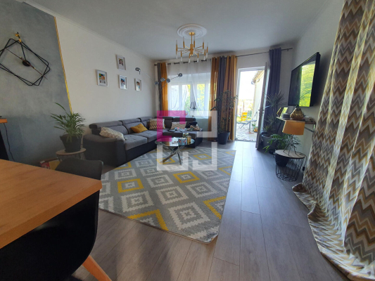 
Immeuble Saint Quentin 10 pièce(s) 243 m2
