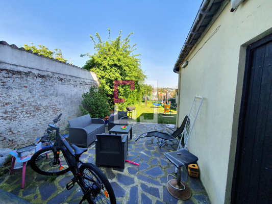 
Immeuble Saint Quentin 10 pièce(s) 243 m2
