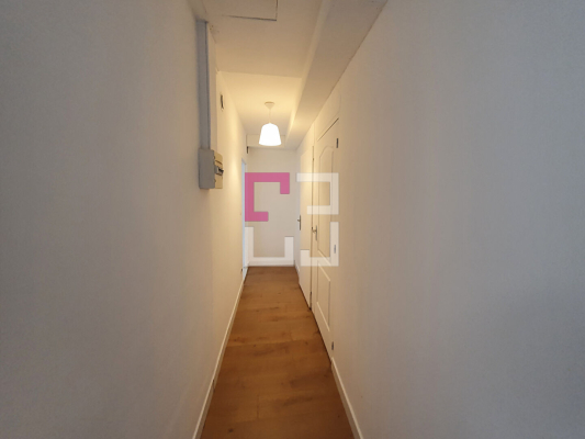
Immeuble Saint Quentin 10 pièce(s) 243 m2
