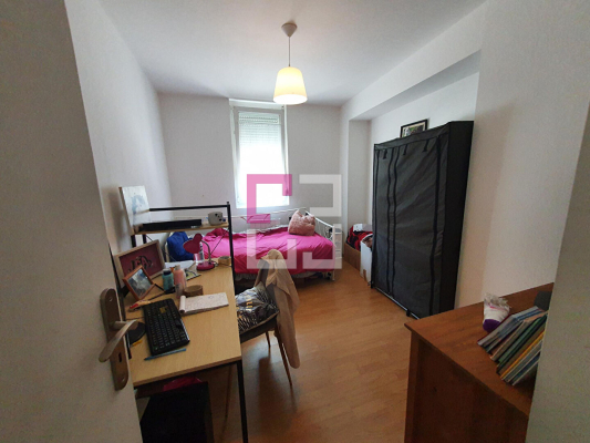 
Immeuble Saint Quentin 11 pièce(s) 236 m2
