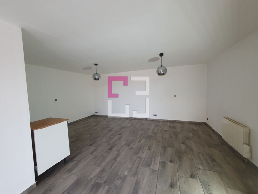 
Immeuble Saint Quentin 11 pièce(s) 236 m2

