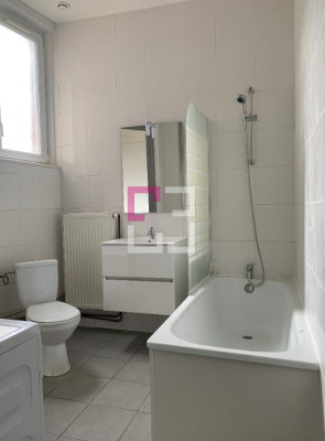 
PLACE DE L'HOTEL DE VILLE  Appartement 2 pièces 40 m²

