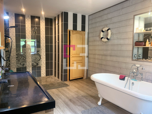 
Maison Busigny 8 pièce(s) 283 m2
