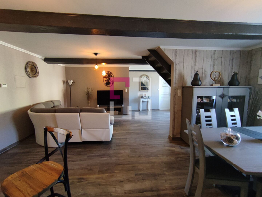 
Maison Mennevret 5 pièce(s) 124 m2
