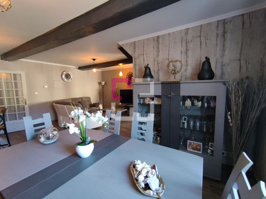 
Maison Mennevret 5 pièce(s) 124 m2

