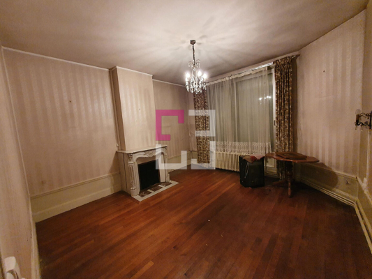 
Maison Saint Quentin 12 pièce(s) 376 m2
