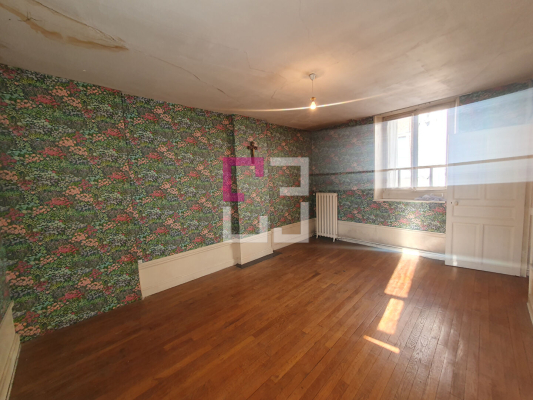 
Maison Saint Quentin 12 pièce(s) 376 m2
