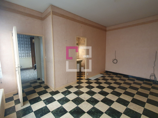 
Maison Saint Quentin 12 pièce(s) 376 m2
