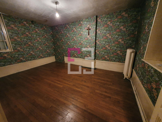 
Maison Saint Quentin 12 pièce(s) 376 m2
