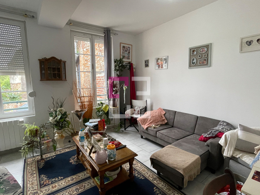 
Immeuble Guise 6 pièce(s) 142 m2
