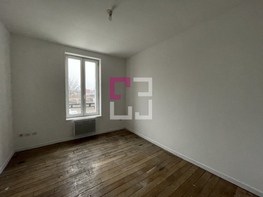 
Immeuble Tergnier 24 pièce(s) 400 m2
