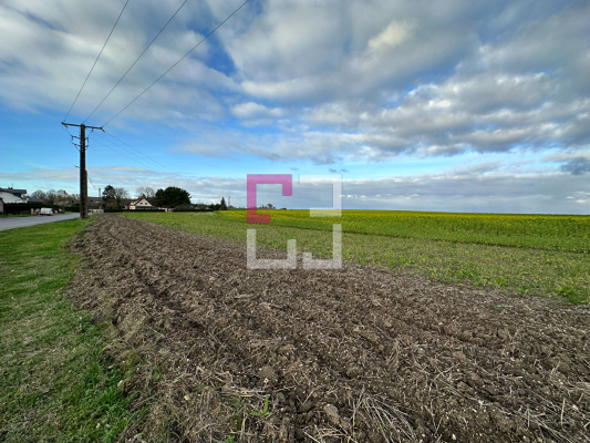
Terrain Dury 9000m²
