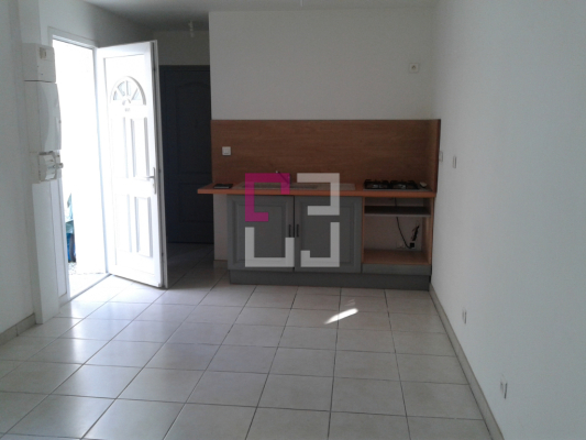 Location F2 Saint Quentin
