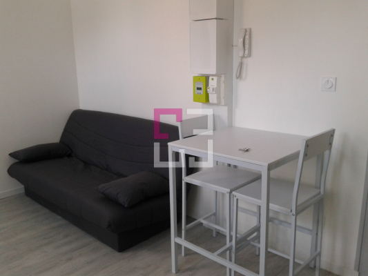 
Location Studio Saint Quentin
