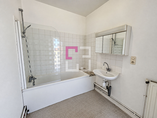 
Appartement Crecy Sur Serre 2 pièce(s) 48.10 m2
