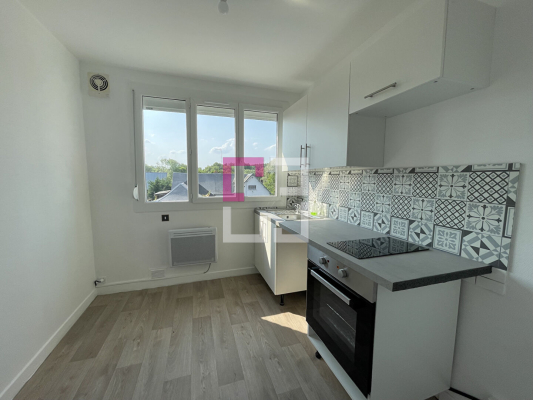 
Immeuble Ham 6 pièce(s) 215m²
