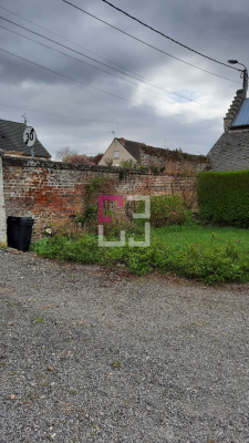 
Maison avec jardin et garages
